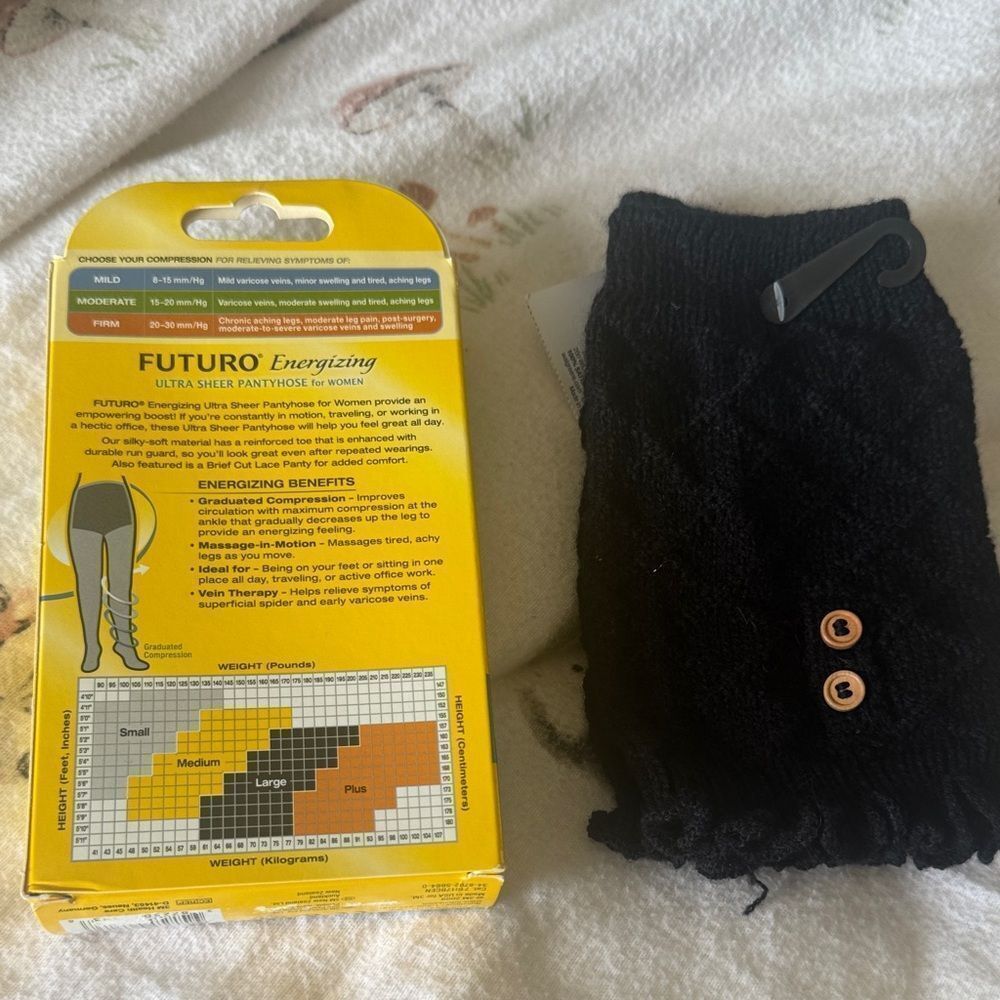 Futuro nude Ultra Sheer Pantyhose with bonus boot cuff - Picture 2 of 2